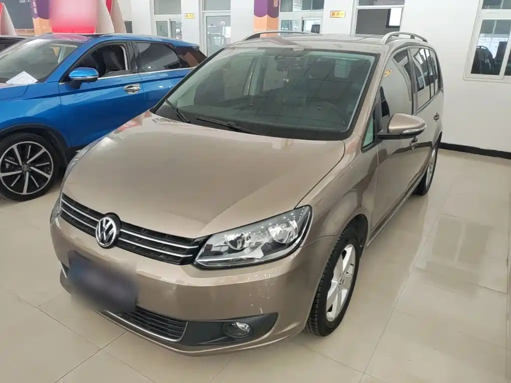 Volkswagen Touran 2016 2015 1.4T DSG Comfort Edition 5-seater