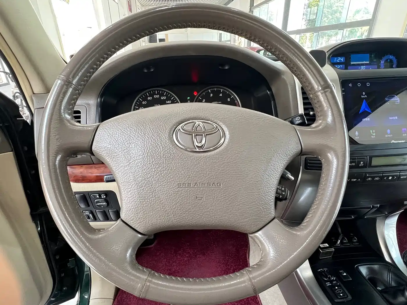 Toyota Prado (Import) 2004 VX 4.0 фото 9