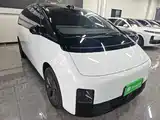 Фото 4 - Li Auto MEGA