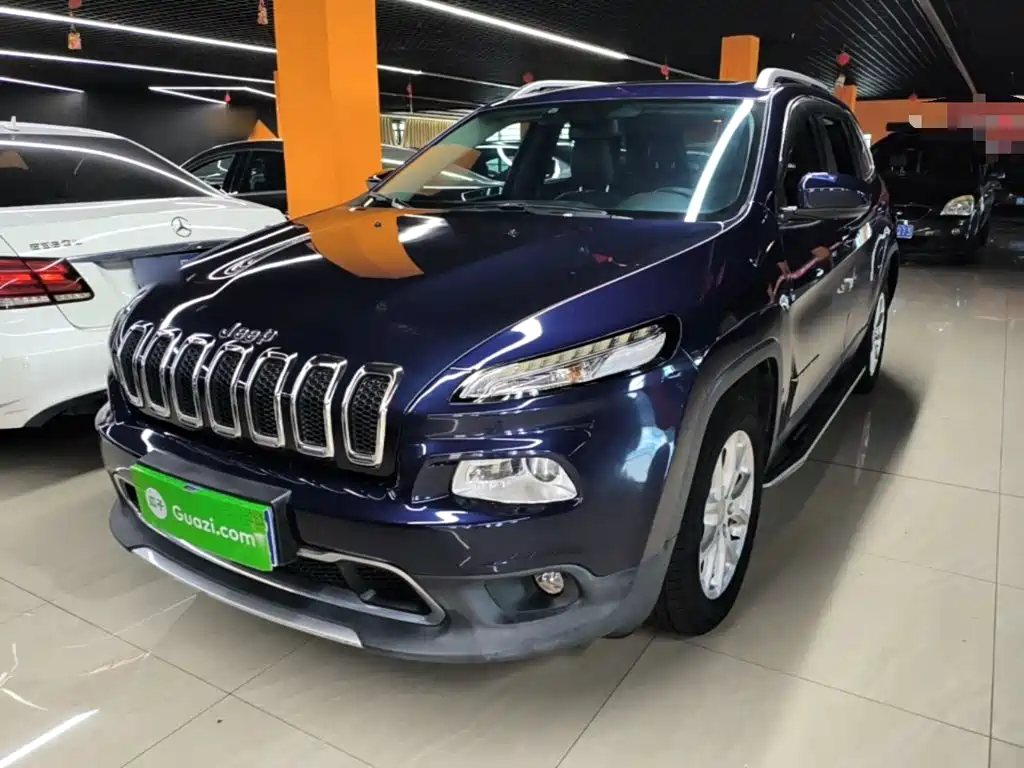Jeep Cherokee 2018 2017 2.0L Superior Edition