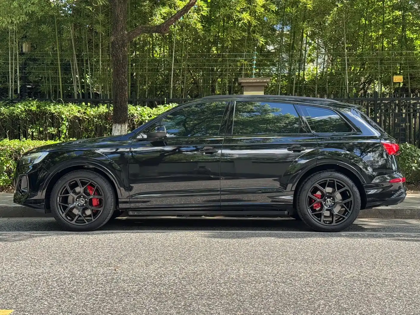 Audi Q7 2025 2025 55 TFSI quattro S line Sport