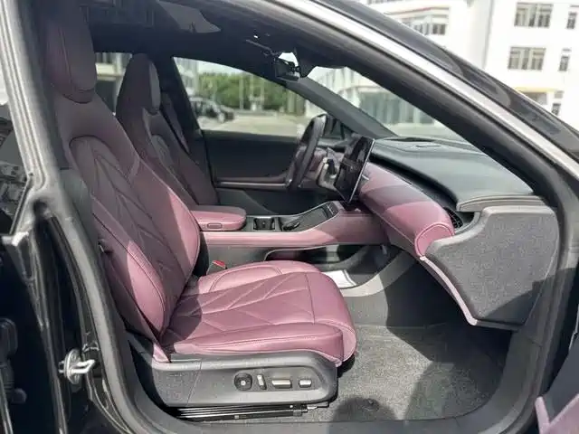 NIO ET5T 2026 2025 75kWh Touring