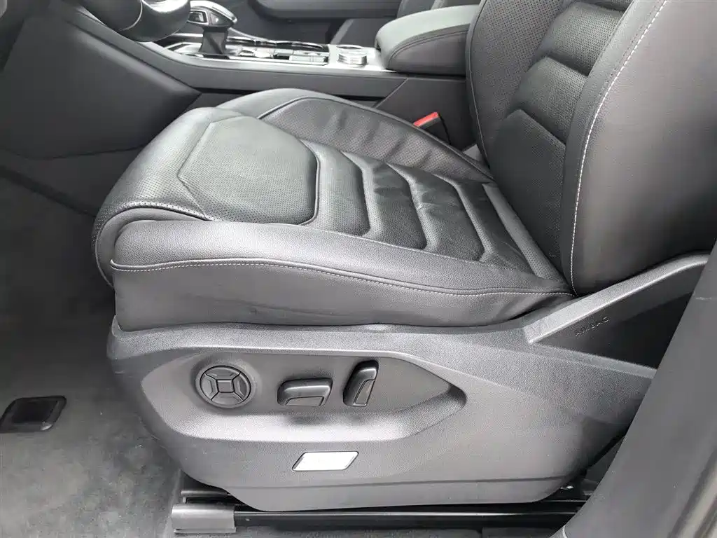 Volkswagen Touareg New Energy 2021 eHybrid фото 20