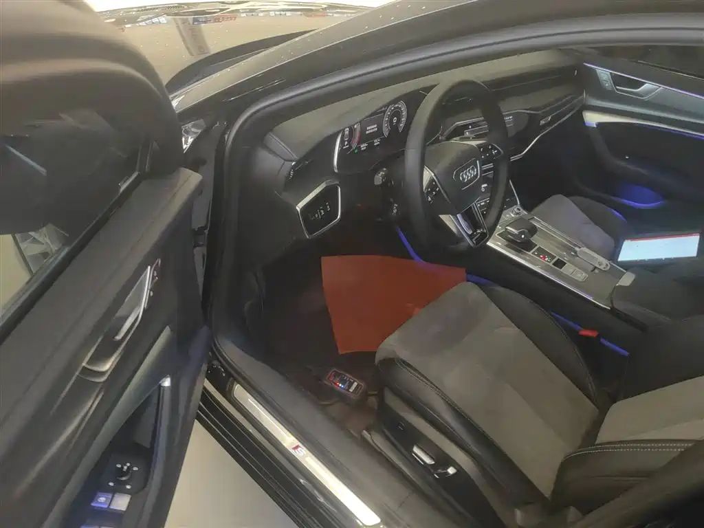 Audi A6L 2024 45 TFSI Premium Dynamic фото 13