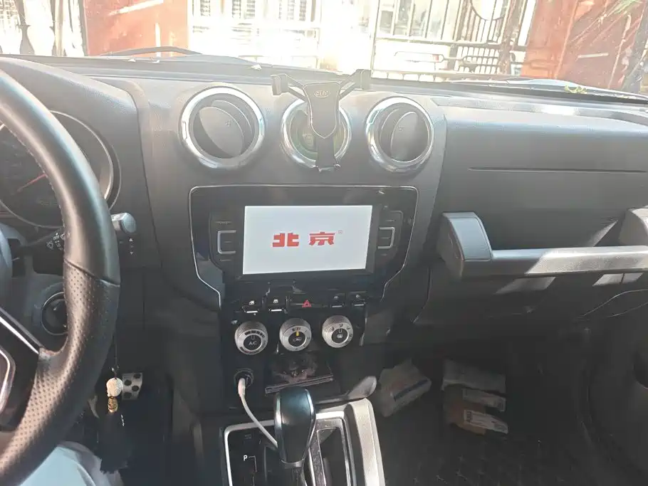 BAIC ORV Beijing Offroad BJ40 2016 2016 Model 40L 2.3T Automatic 4WD Exclusive