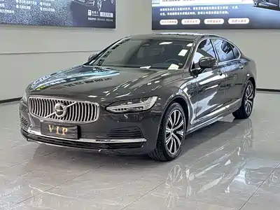 Volvo S90 PHEV