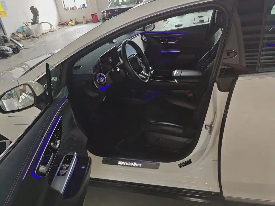 Mercedes-Benz EQE 2022 350 Luxury Edition фото 5