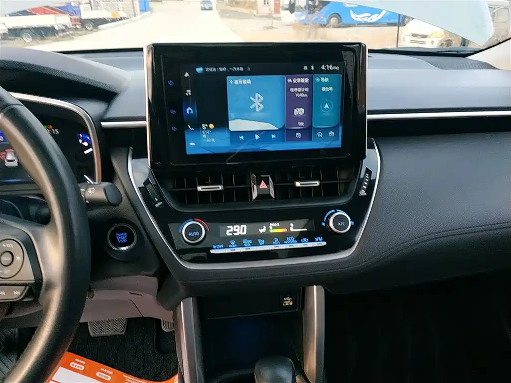 Toyota Corolla Cross 2022 2.0L Flagship Edition фото 10