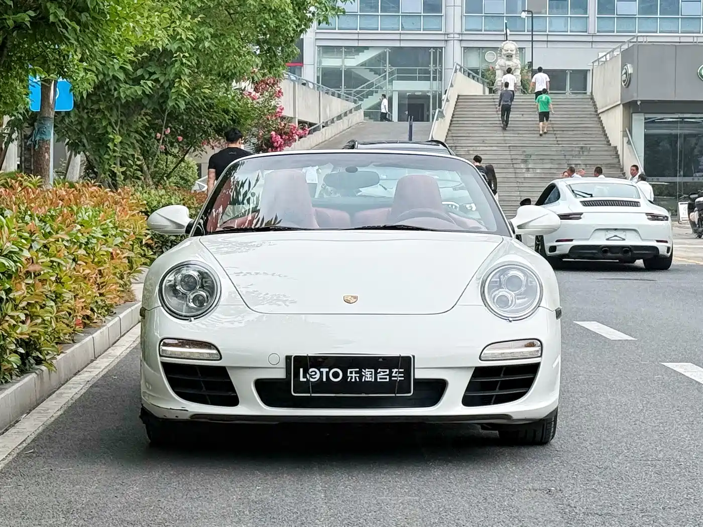 Porsche 911 2010 Carrera Cabriolet 3.6L фото 3