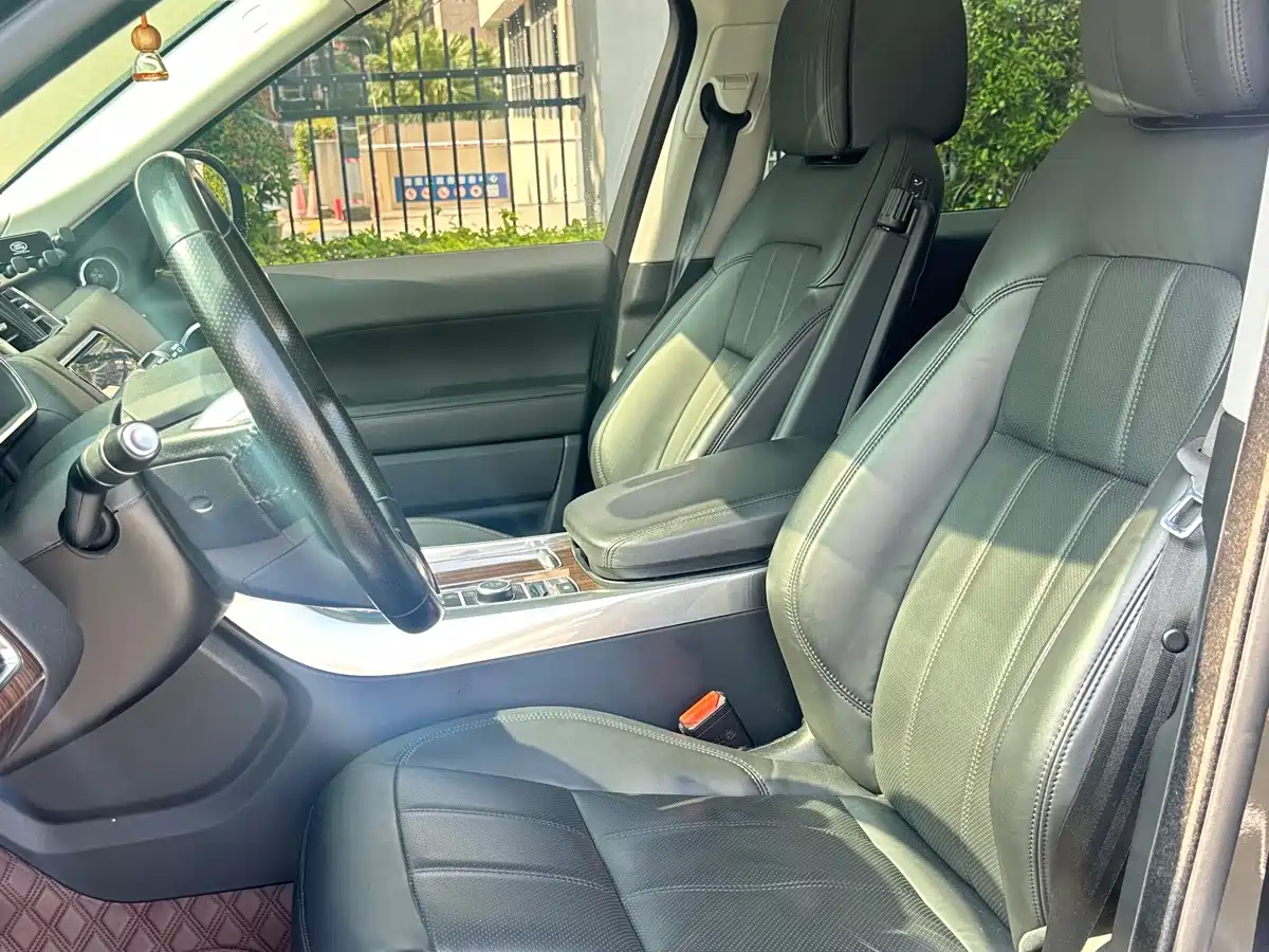 Land Rover Range Rover Sport PHEV 2019 2018 Model P400e