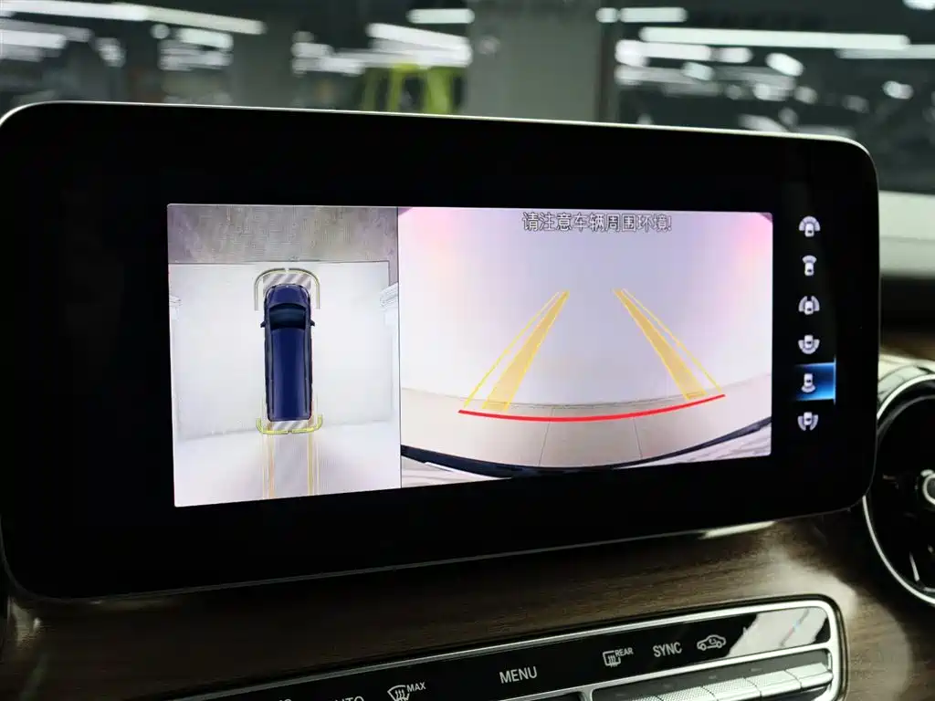 Mercedes-Benz V-Class 2021 V 260 L Long Wheelbase Premium Edition фото 34