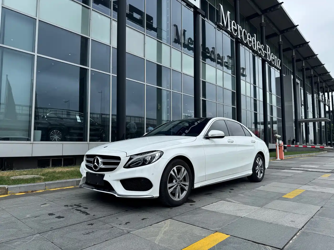 Mercedes-Benz C-Class 2017 Facelift C 200 L Sport Edition