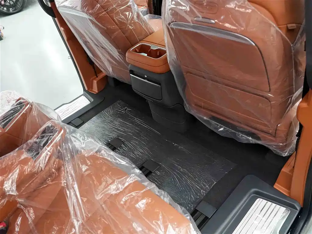 Buick Zhijing Shijia 2026 Model PHEV Base Version фото 12