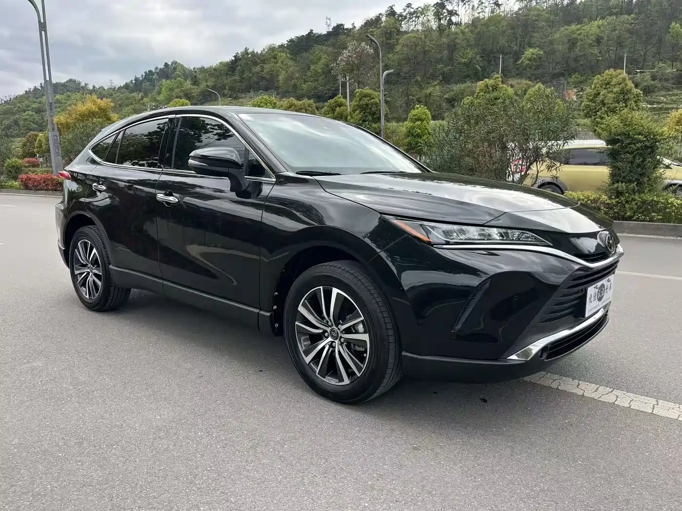 TOYOTA LING FANG HARRIER