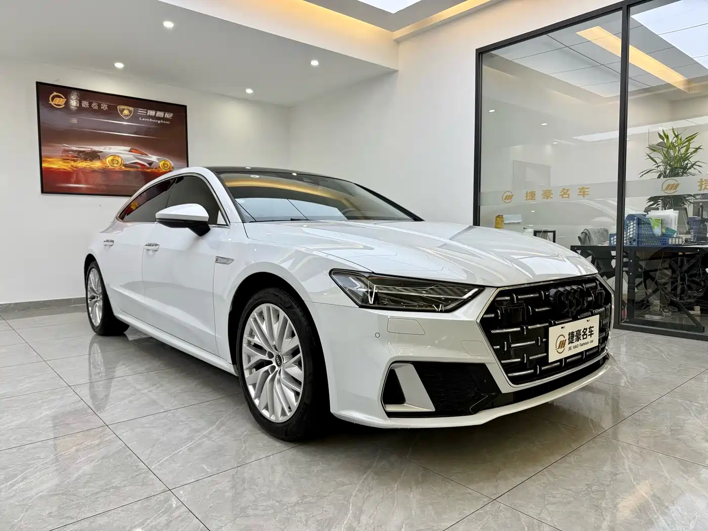 Audi A7L 2022 45 TFSI S-line Dream Builder Crystal Package фото 2