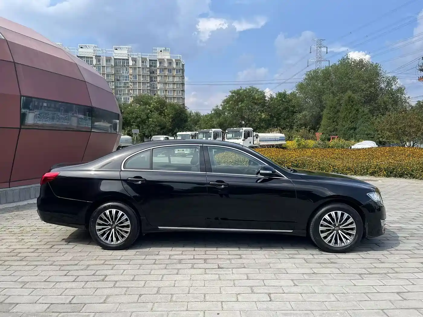 Hongqi H7 2021 2021 1.8T Official Version