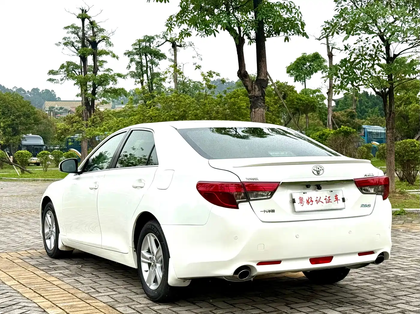 Toyota Reiz 2013 2.5S Elite Edition фото 4