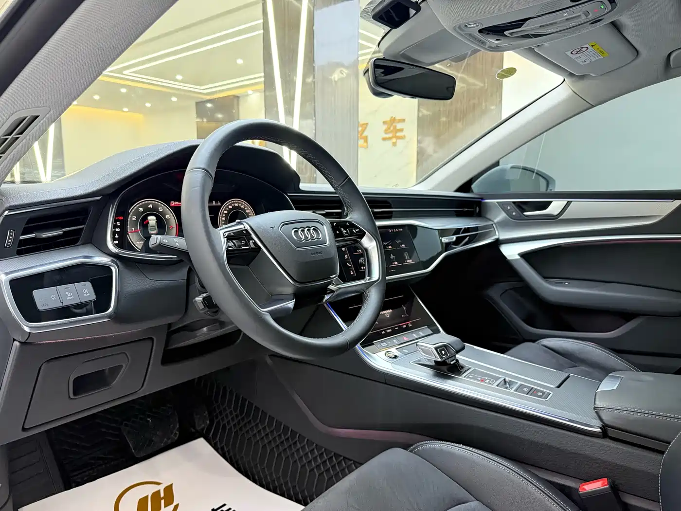 Audi A7L 2022 45 TFSI S-line Dream Builder Crystal Package фото 6