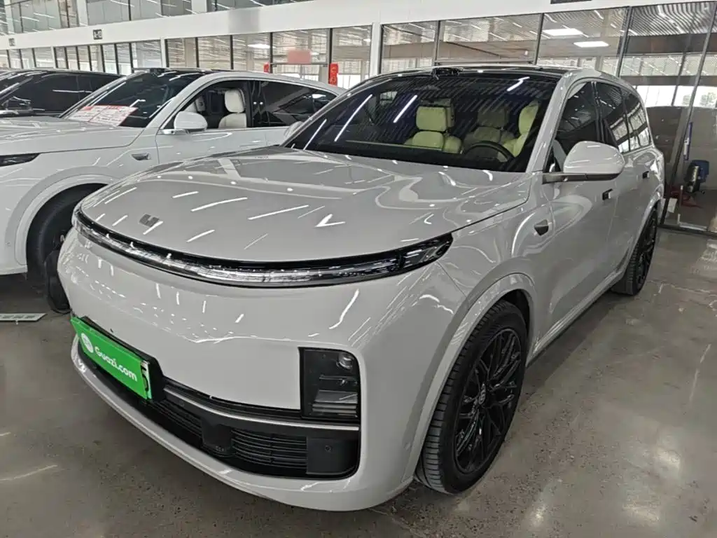 Li Auto L9 2025