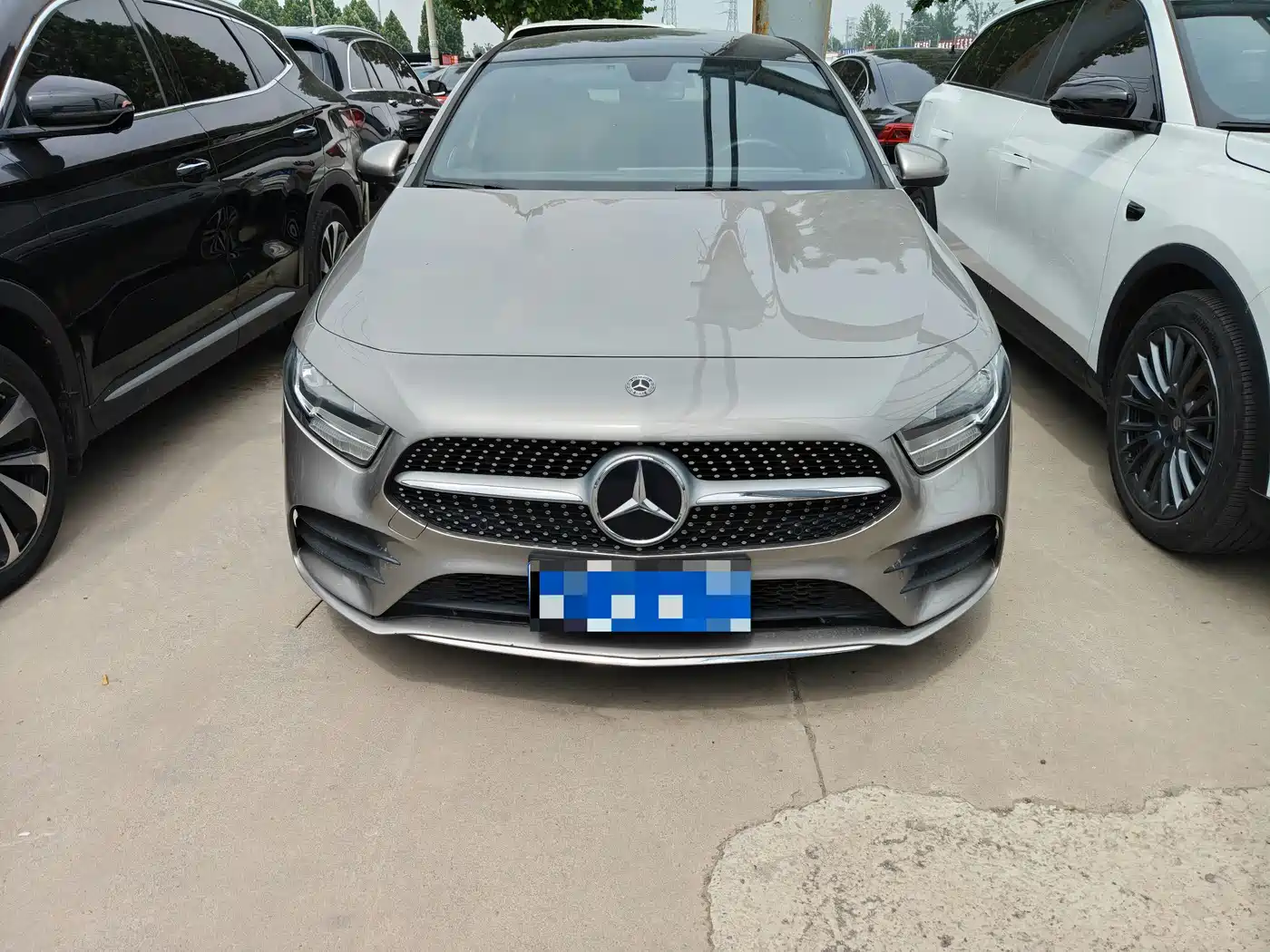 Mercedes-Benz A-Class 2020 A 180 L Sport Sedan фото 3
