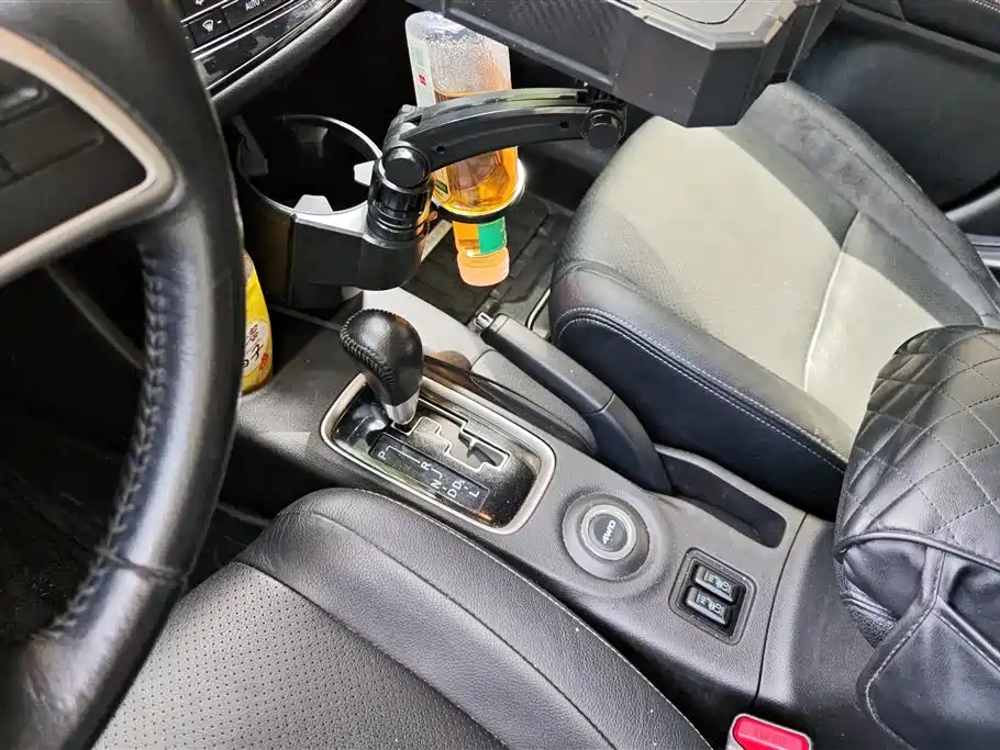 Mitsubishi Outlander (Import) 2013 2.4L 4WD Luxury Navigation 5-seater фото 16