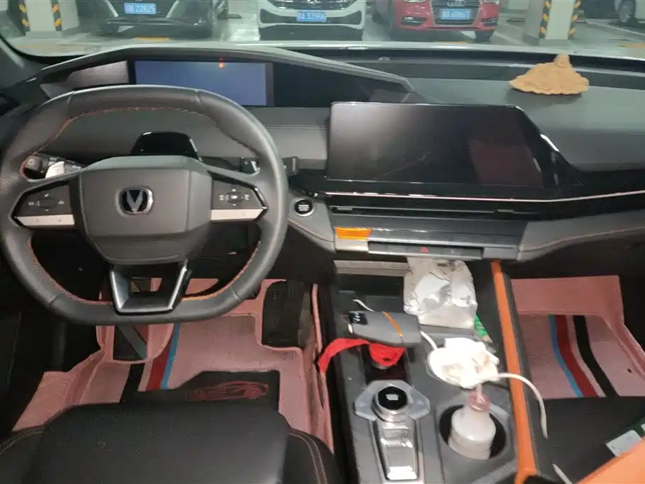 CHANGAN UNI-V