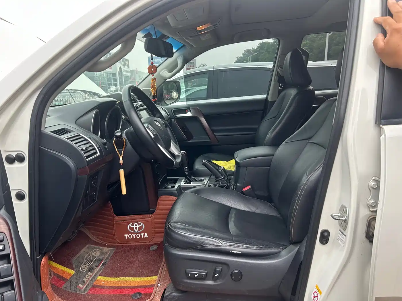 Toyota Prado 2016 3.5L Auto TX-L фото 4