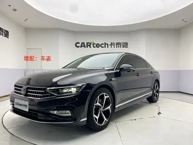 Volkswagen Magotan 2023 Model 2 Million Commemorative Edition 330TSI DSG Luxury — фото 1