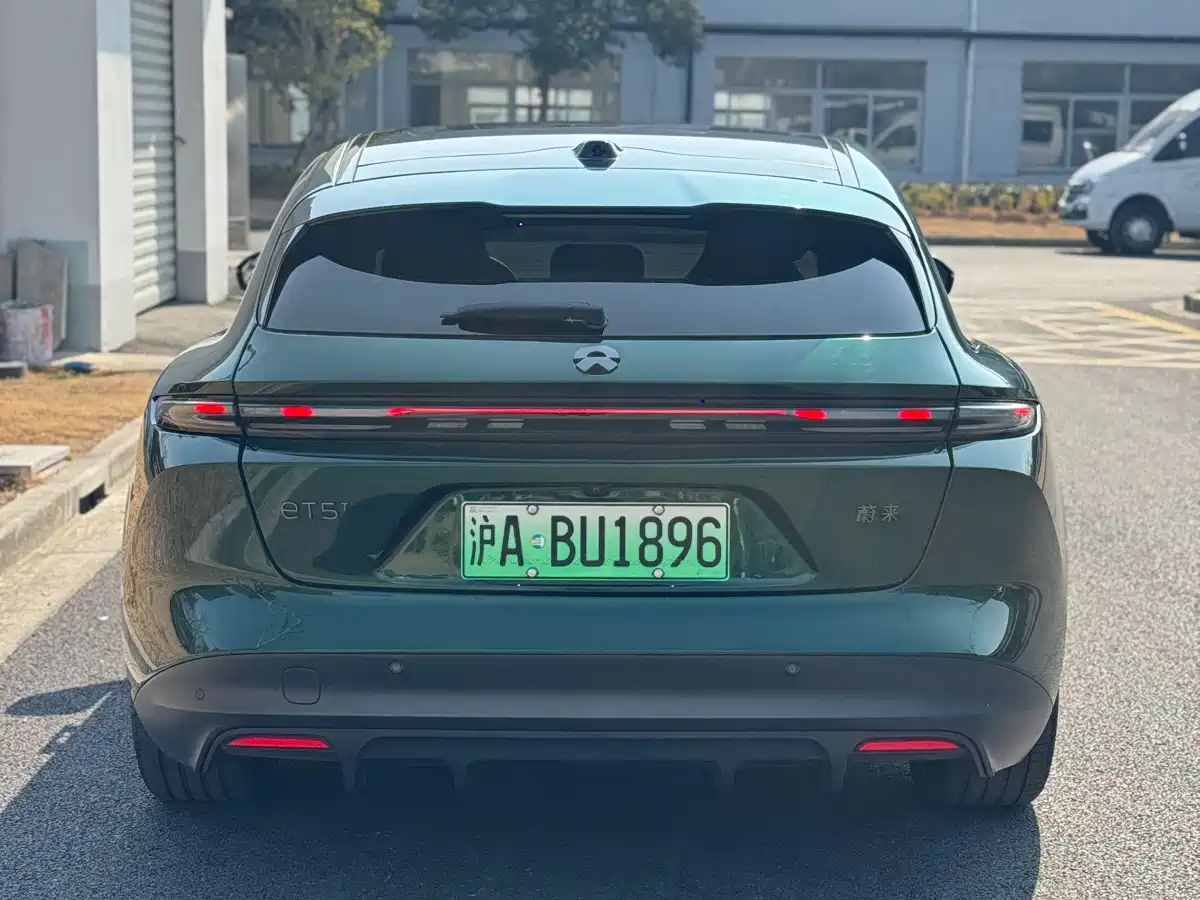 NIO NIO ET5T