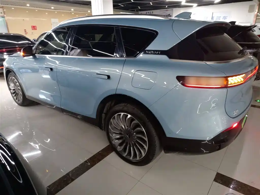 Voyah Auto VOYAH FREE 2021 AWD Standard Range Extender Exclusive Luxury Package фото 25