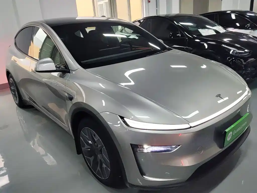 Tesla Model Y L 2025 2025 Facelift Long Range AWD