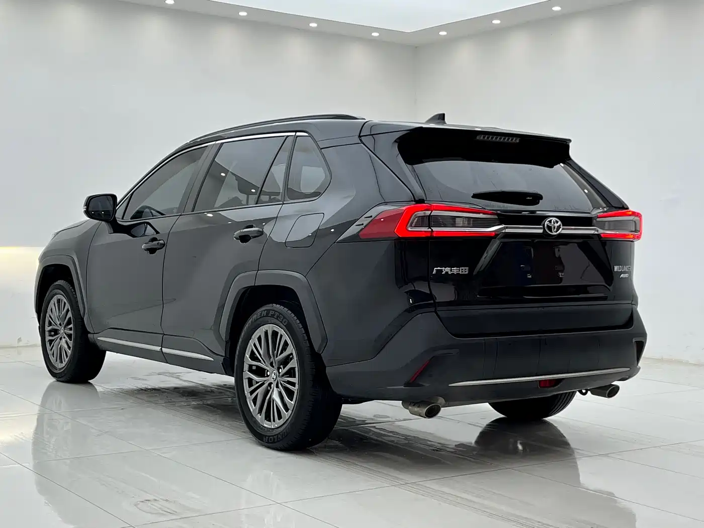 Toyota Wildlander 2023 2.0L CVT AWD Luxury PLUS фото 14