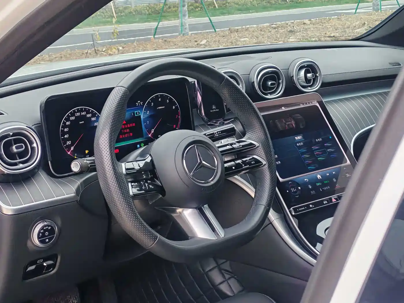 Mercedes-Benz C-Class 2024 Facelift C 260 L Sport фото 15