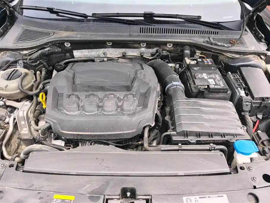 Volkswagen Passat 2024 380TSI Starlight Dragon Glory Edition фото 10