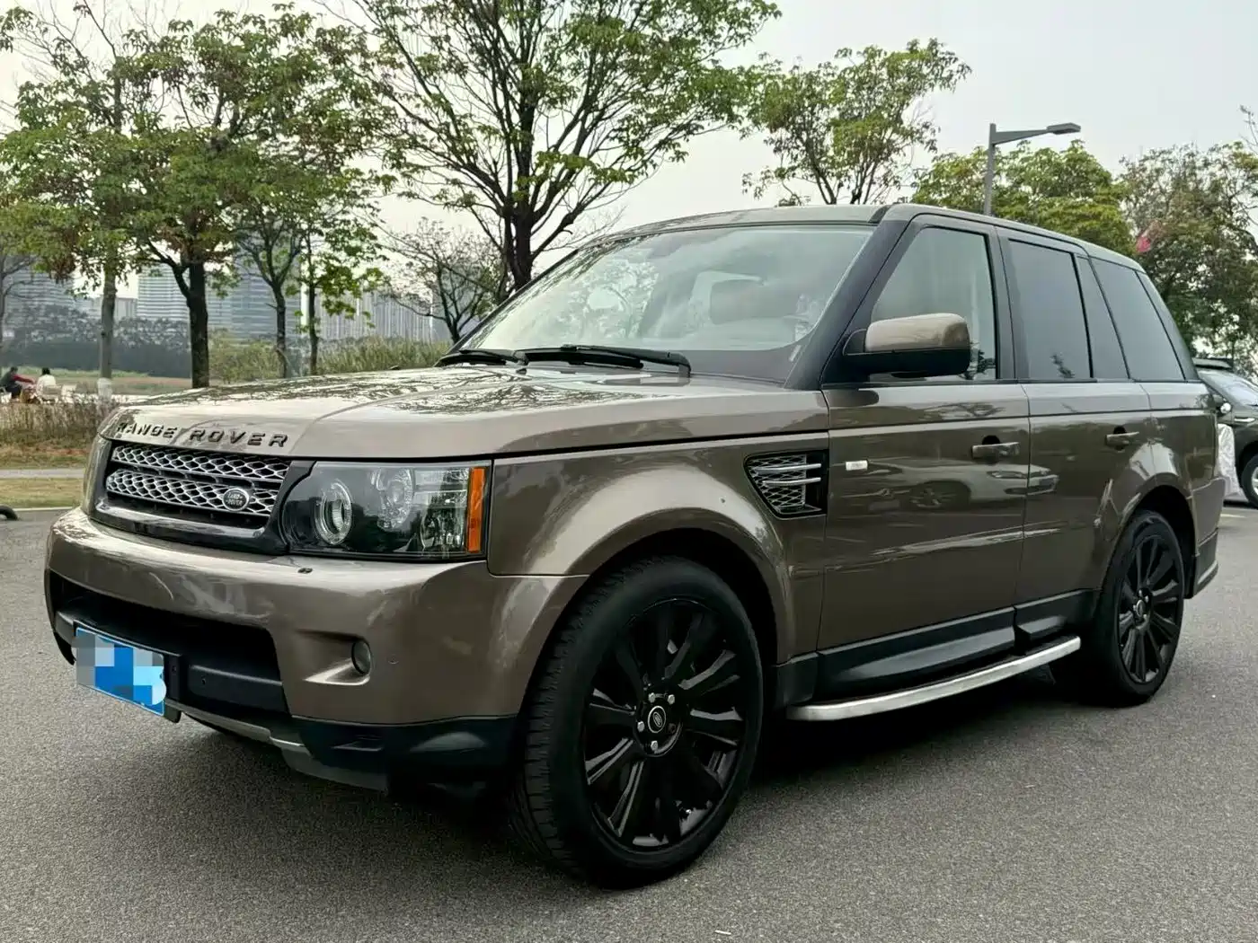 Фото 1 - Land Rover Range Rover Sport