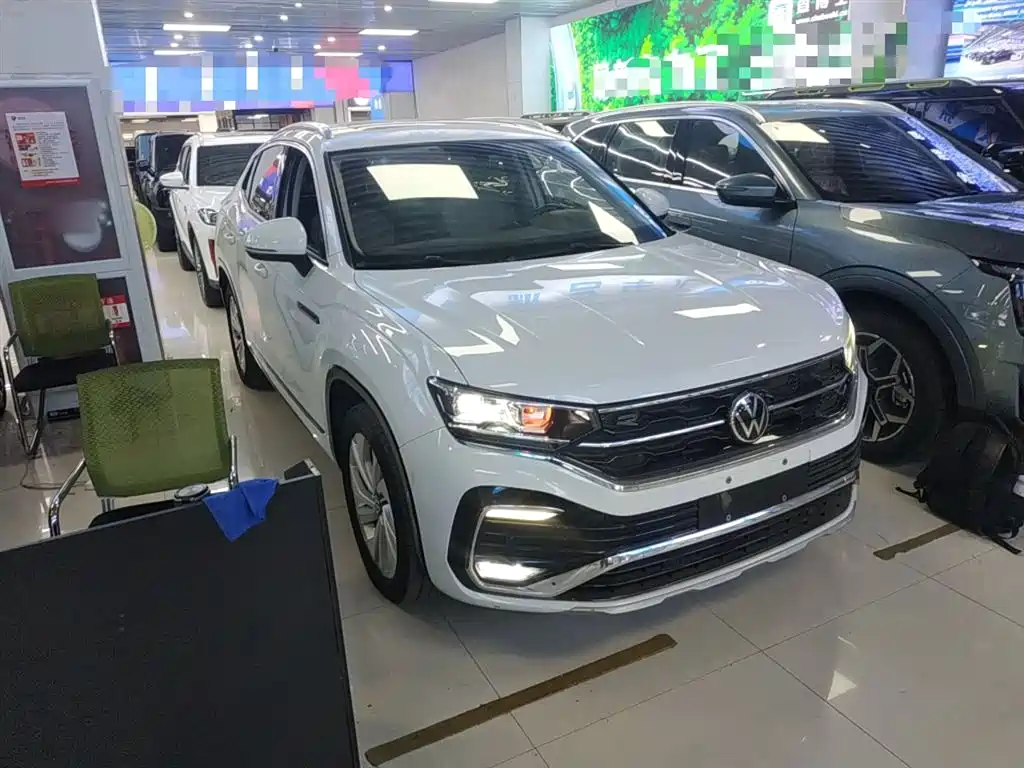 Volkswagen Tayron X 2020 330TSI 2WD Premium Smart Edition фото 4