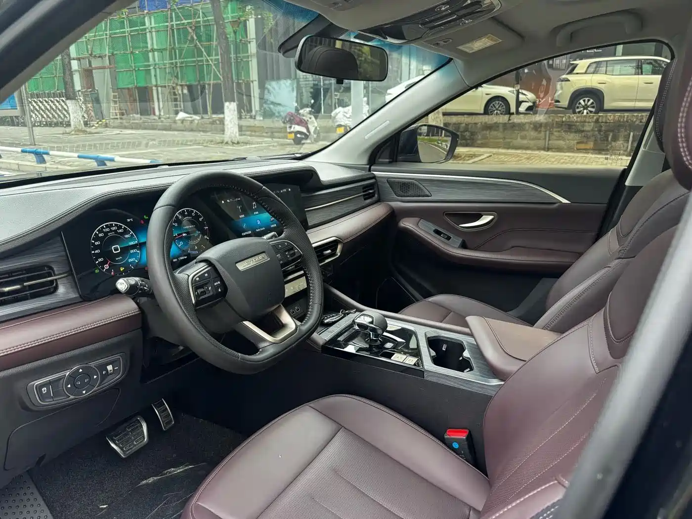 Jetour X90 PLUS 2024 2024 1.6TD DCT Bieshu 7-seater