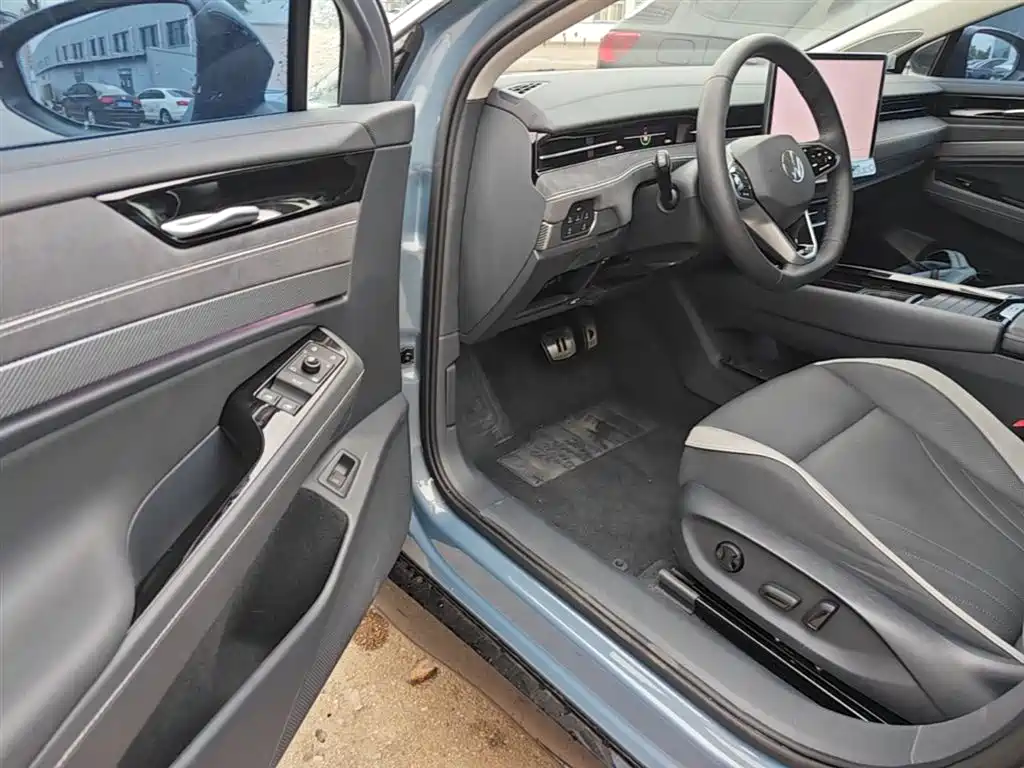 Volkswagen ID.7 VIZZION 2024 PRO фото 16