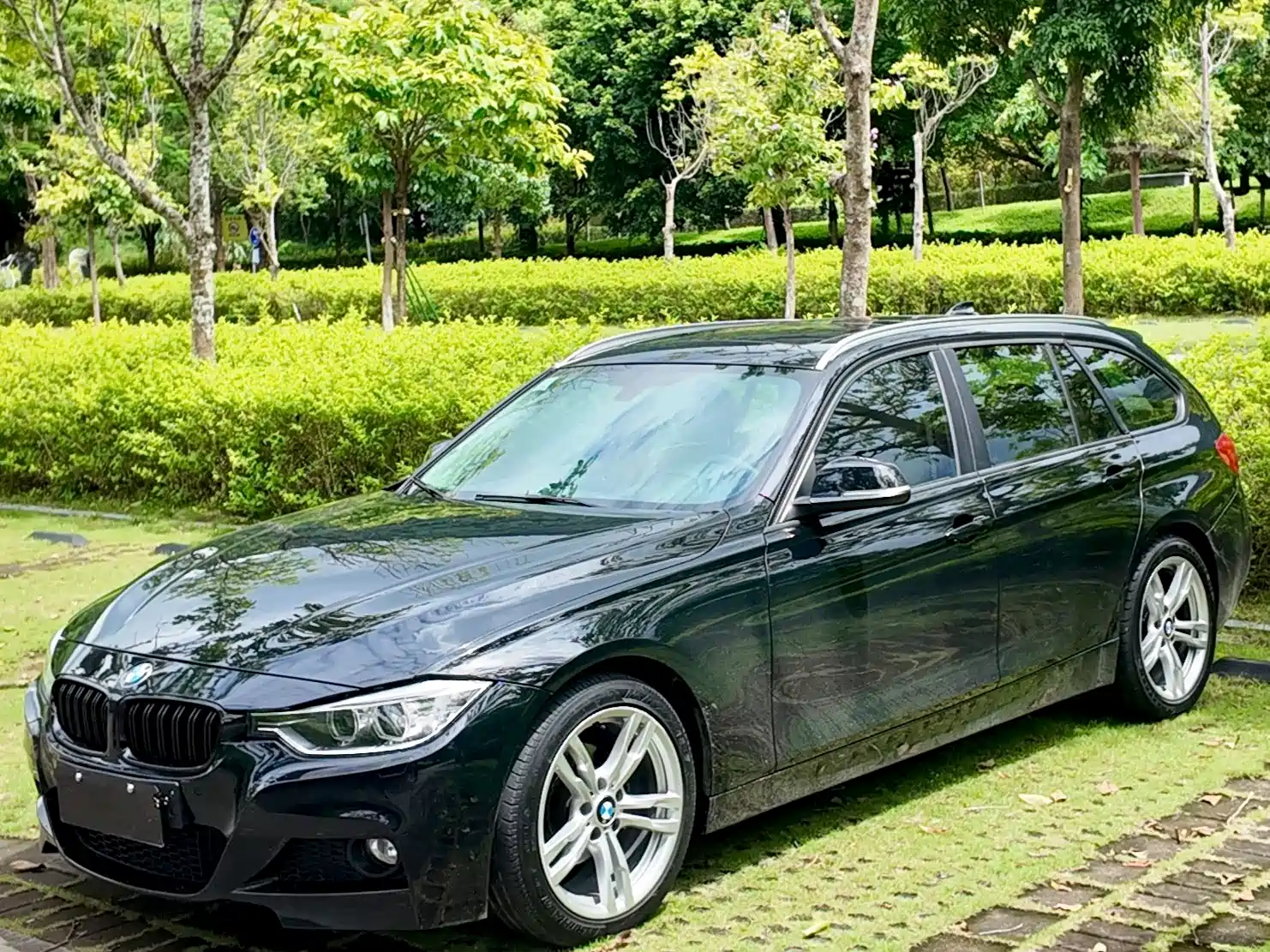 صورة 54 - BMW 3 Series (Import)