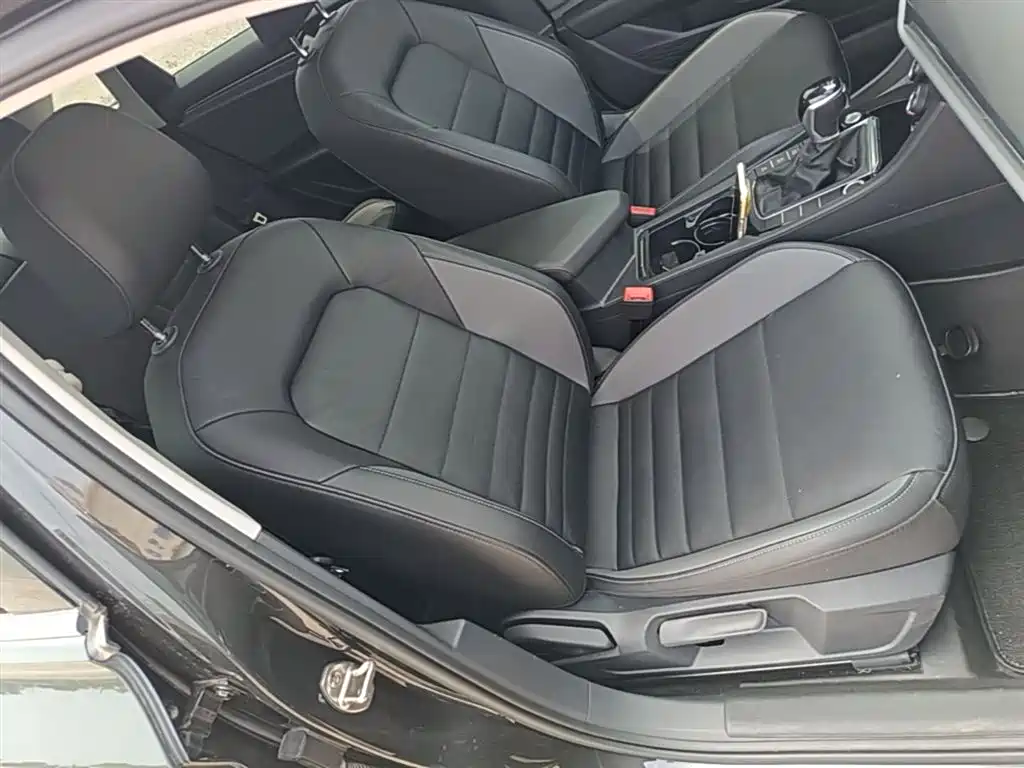 Volkswagen Sagitar 2021 200TSI DSG Comfort Smart Edition фото 25