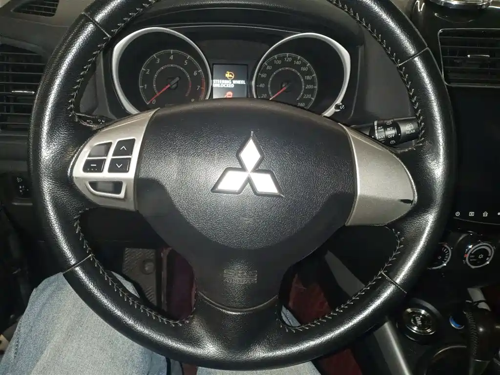 Mitsubishi ASX 2018 2.0L CVT 2WD Premium фото 11