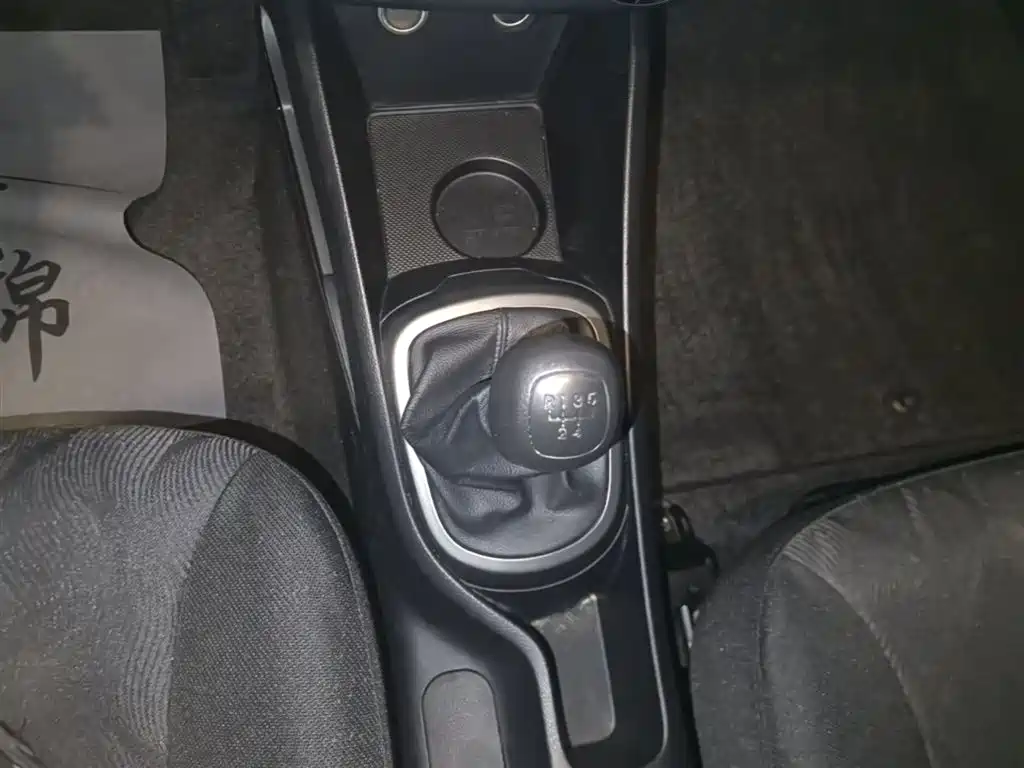 Kia K2 2015 Sedan 1.4L MT GLS фото 14