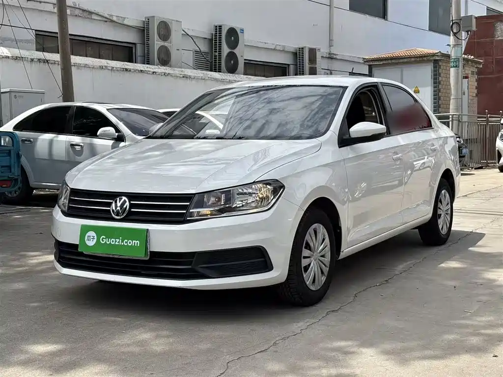 Volkswagen Santana 2016 1.4L Manual Trend Edition фото 2