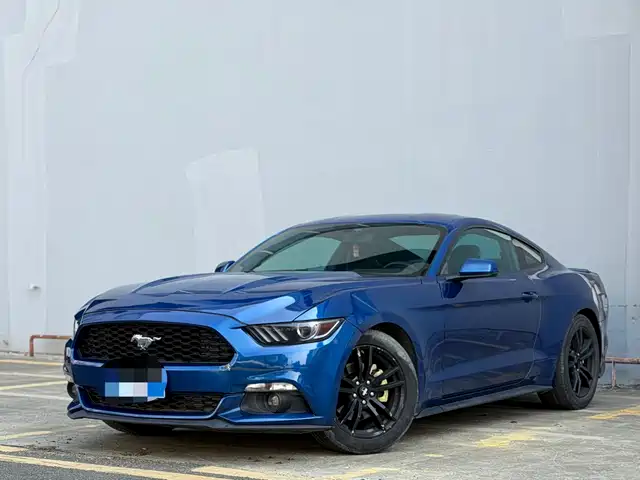 FORD MUSTANG