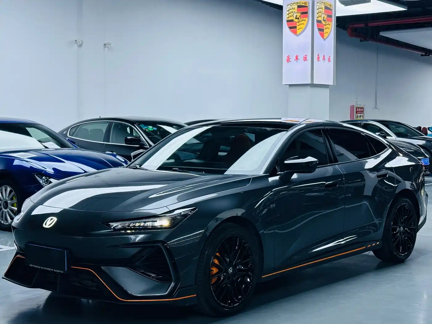 Changan UNI-V 2025 2025 2.0T Sport Version
