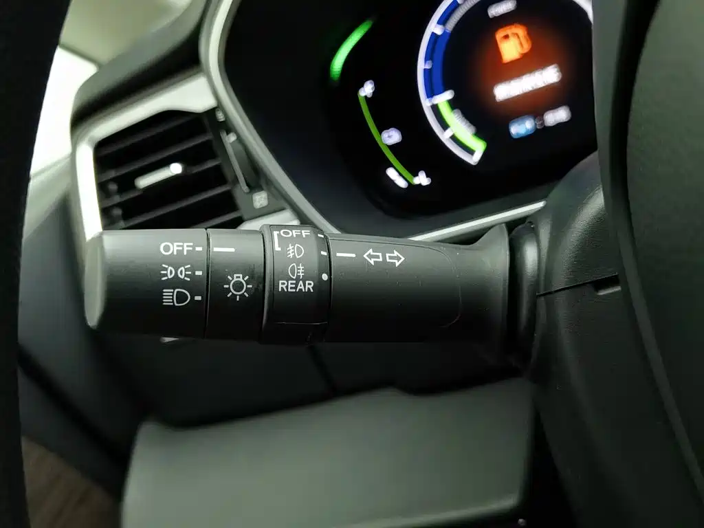 Фото 21 - Honda Odyssey