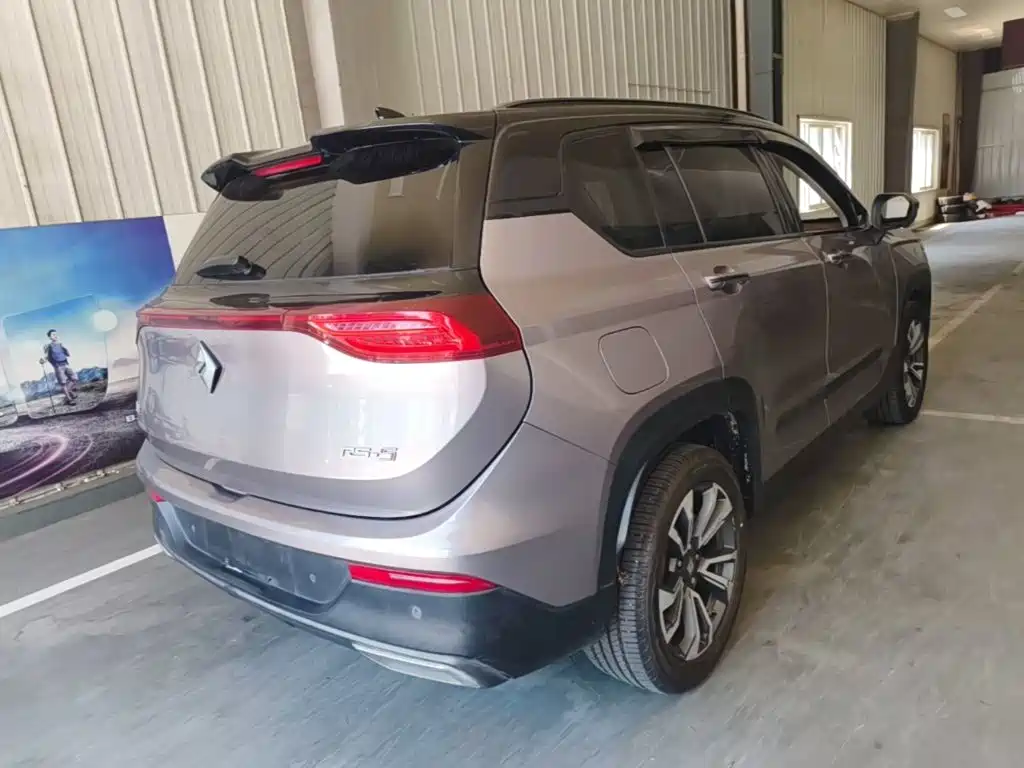 Фото 7 - Baojun RS-5