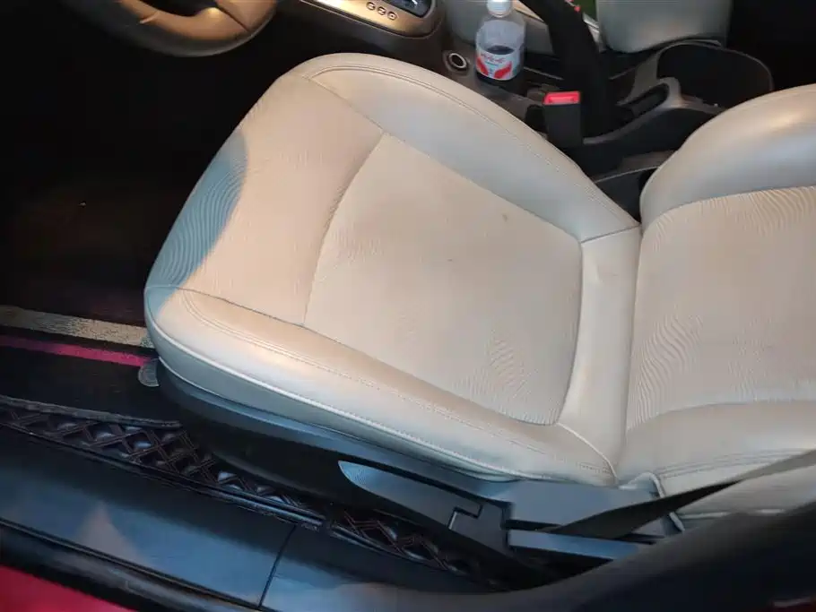 Chevrolet Cruze 2015 1.5L Classic SE AT фото 9
