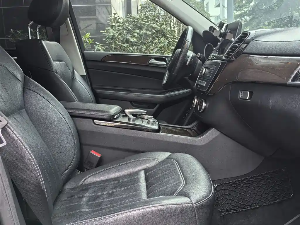 Mercedes-Benz GLS 2018 GLS 400 4MATIC Dynamic фото 2