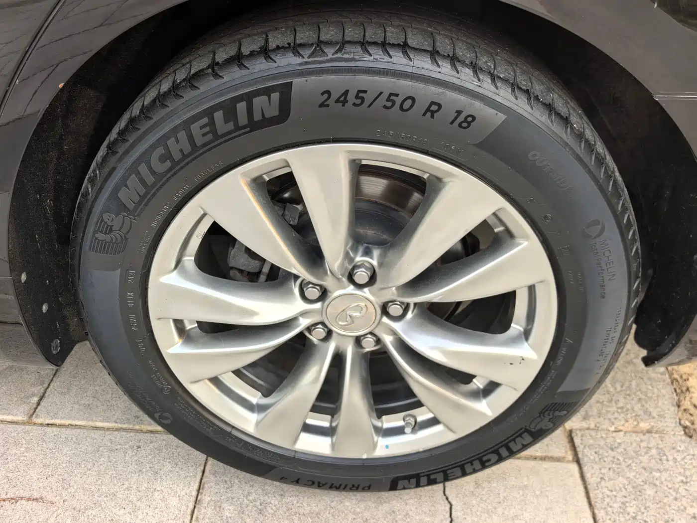 Infiniti Q70 2014 2013 Q70L 2.5L Premium